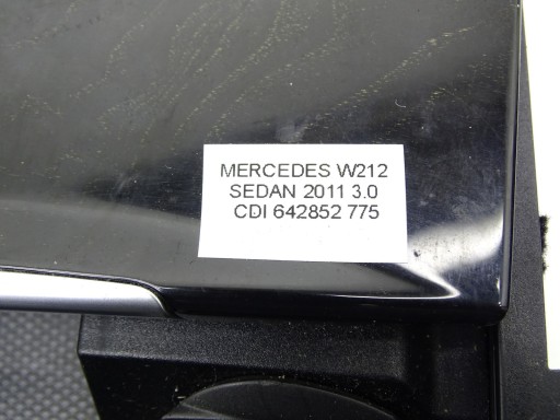Попільничка бардачок декор MERCEDES E W212 ліфт A2126805750 - 3