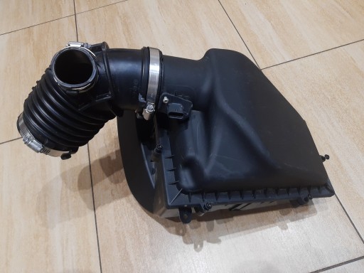 Obudowa filtra powietrza BMW X3 G01 - 13