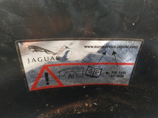 Jaguar F-TYPE колісна арка панель обшивка - 5