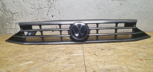 Решітка радіатора VW Passat B8 Lift R-Line 3G0853651CD - 3