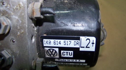 VW Golf VI 6 13R насос ABS - 2