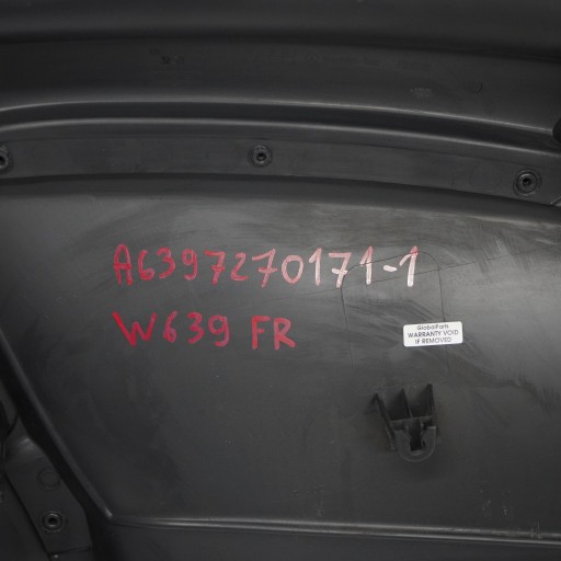 Mercedes W639 Бекон Двері Права Передня Шкіра - 12