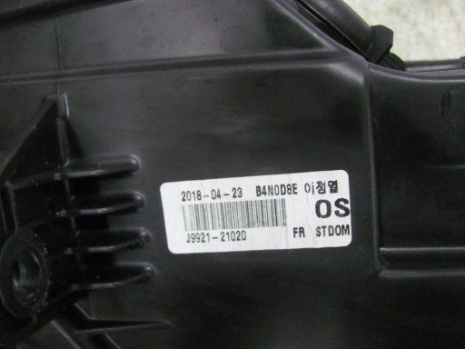 Hyundai Kona лампа права передня 92102-J9000 - 7