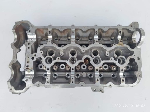 BMW F01 F07 F10 права головка N63 4.4 V8 7573936 - 2