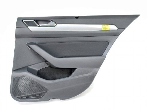 Новая задняя правая дверная накладка для VW PASSAT B8 - 2