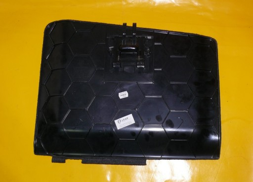оббивка кришка багажного відсіку ліва AUDI A8 D2 LIFT - 2