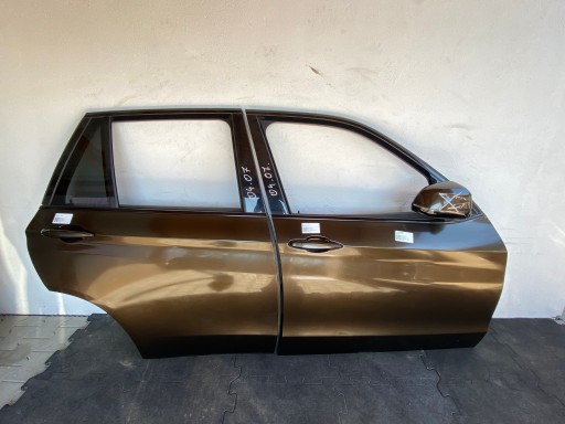 Drzwi prawy tył BMW X5 f15 kolor X13 - 1