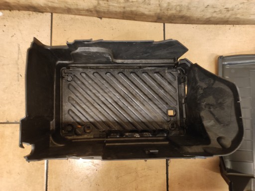 Корпус база кришка батареї Mercedes CLA W117 117 - 10