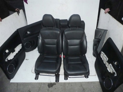 Сиденья передний диван задний HONFA HR-V 15-18R кожа - 1