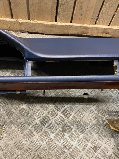 Приладова панель кабіни темно-синя консоль MERCEDES W124 COUPE - 8