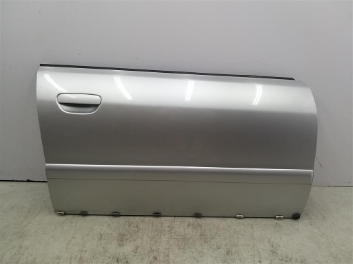 Передняя правая передняя дверь Audi A4 B5 LY7W серебро - 1