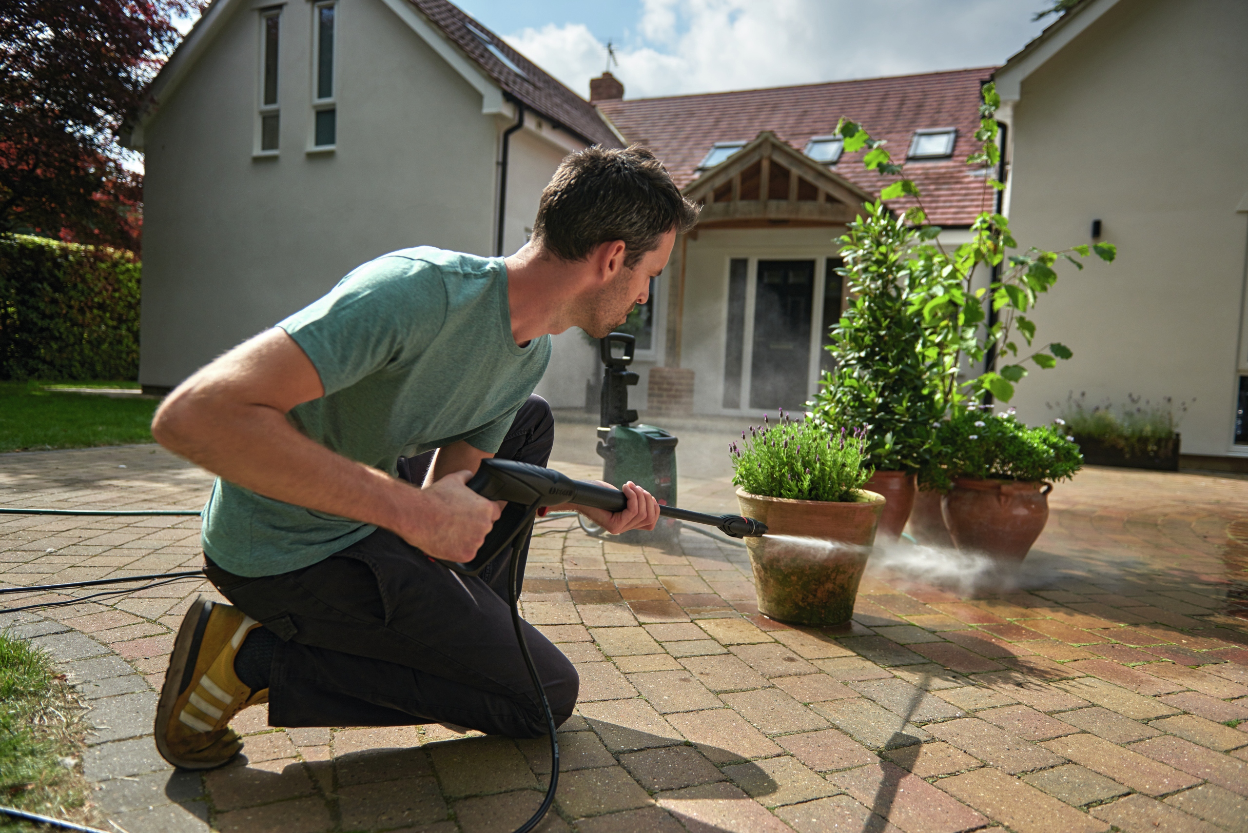 Myjka Ciśnieniowa BOSCH UniversalAquatak 135 bar Waga urządzenia 7.9 kg