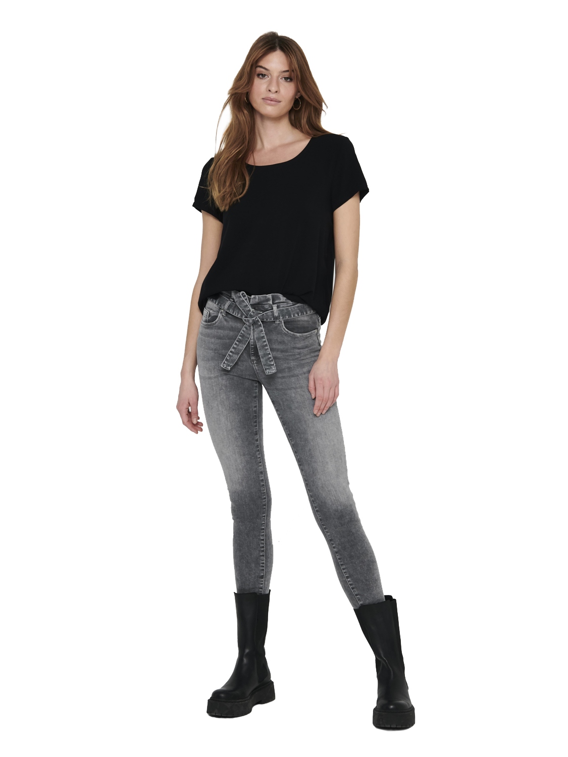 

Top damski Only Onlfirst One Life Ss czarna r.38