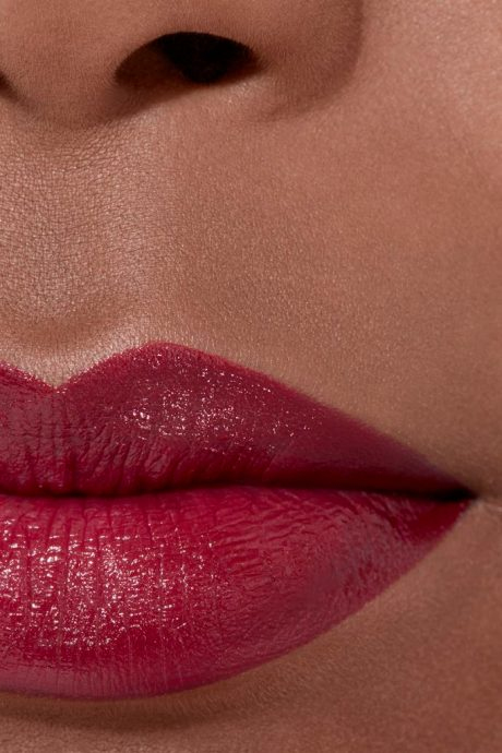 Chanel Rtěnka Rouge Allure Luminous Intense 3,5g 99 Pirate