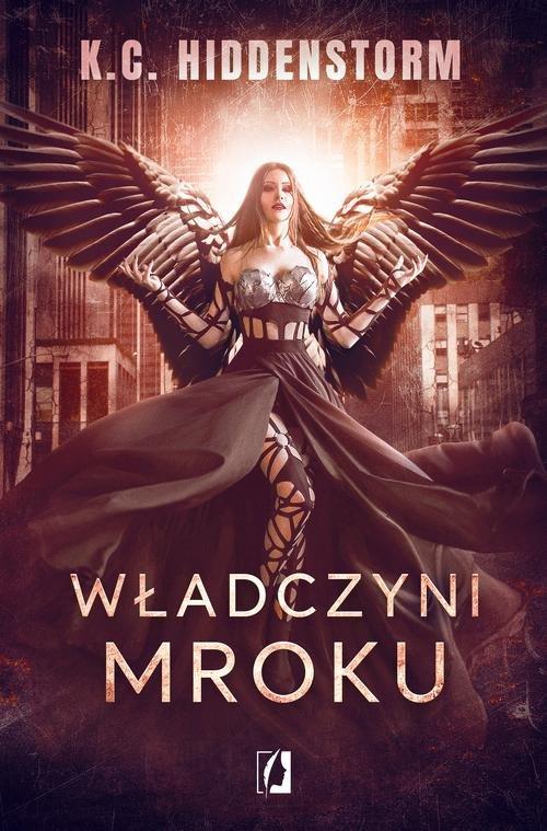 

Władczyni mroku K. C. Hiddenstorm