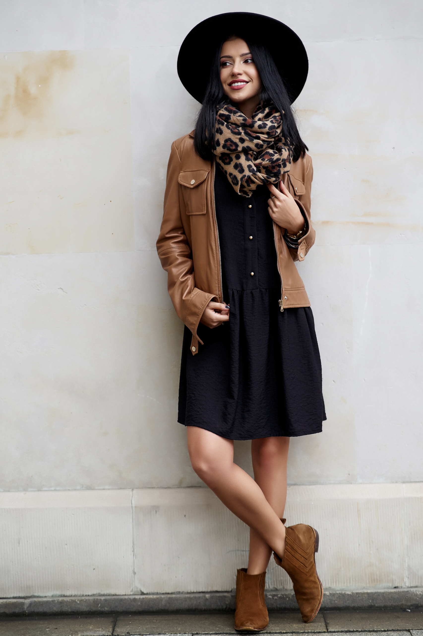 Sukienka Sugarfree oversize czarna rozmiar S Kolor czarny