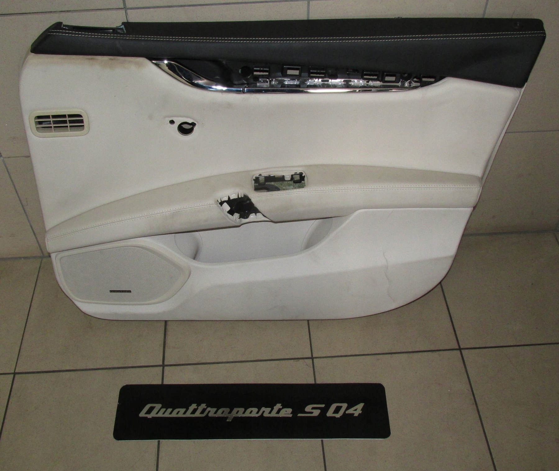 MASERATI QUATTROPORTE дверные карты