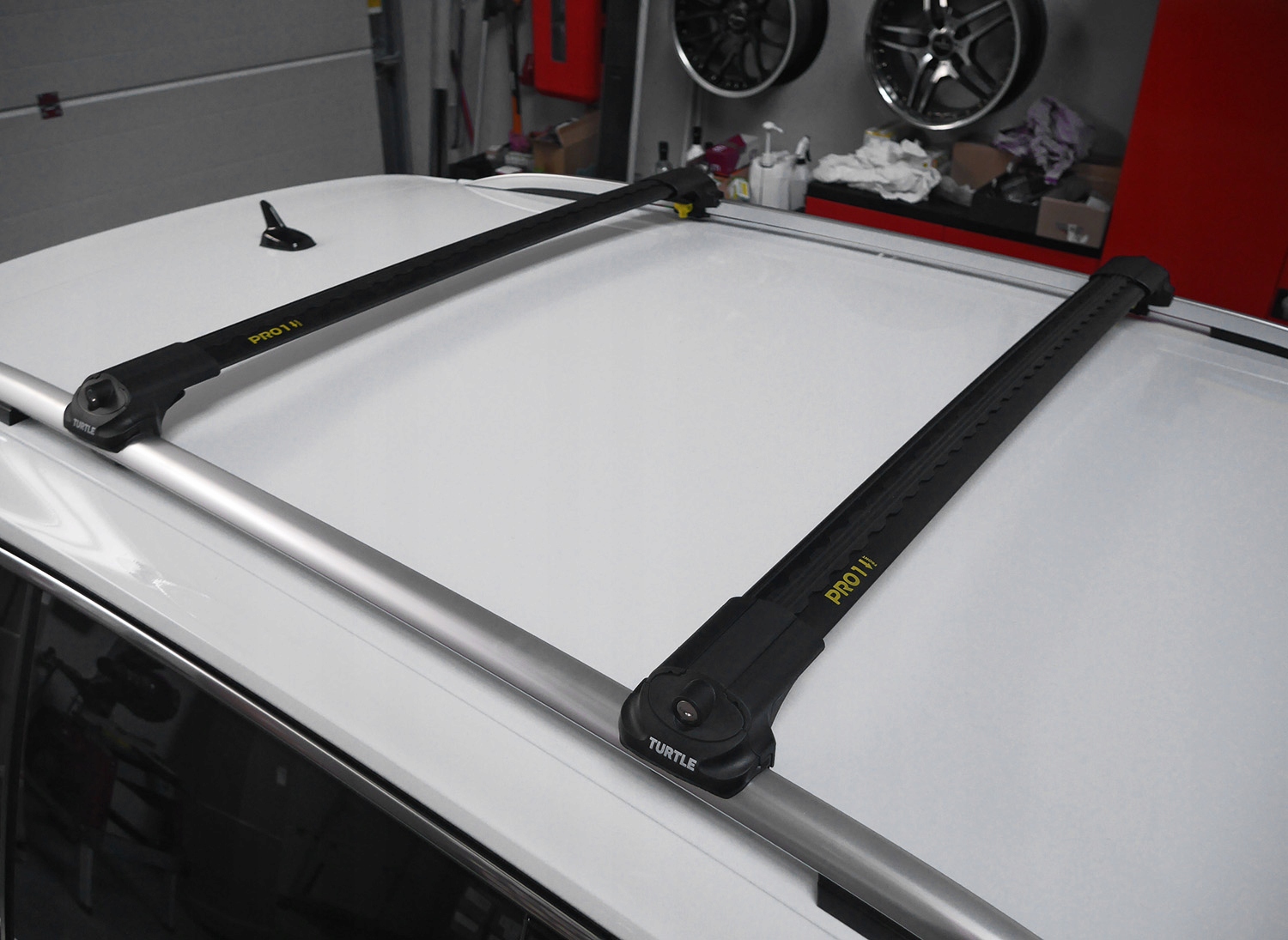 Bagażnik dachowy relingi VW Tiguan 2 2015-2020 Kolor czarny