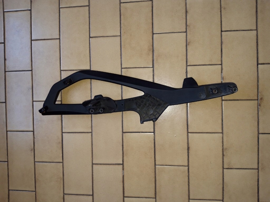 Bmw R1200R ручка багажного відділення л 2010р.