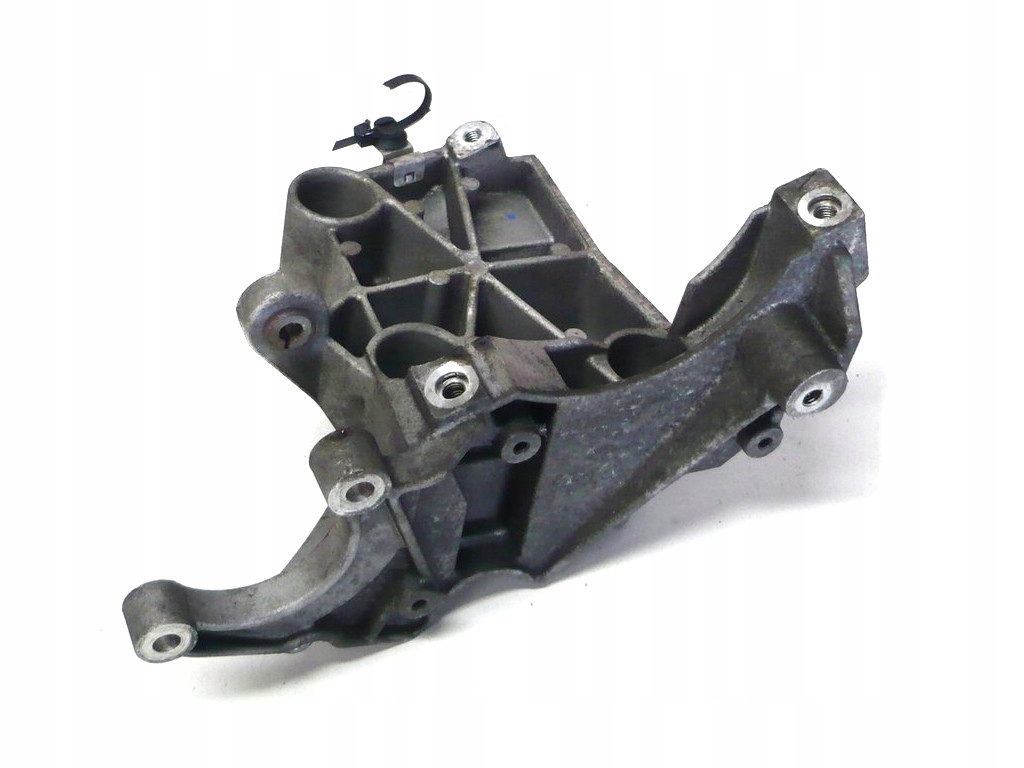 AUDI VW 3.0 ŁAPA POMPY WSPOMAGANIA 059145169AA