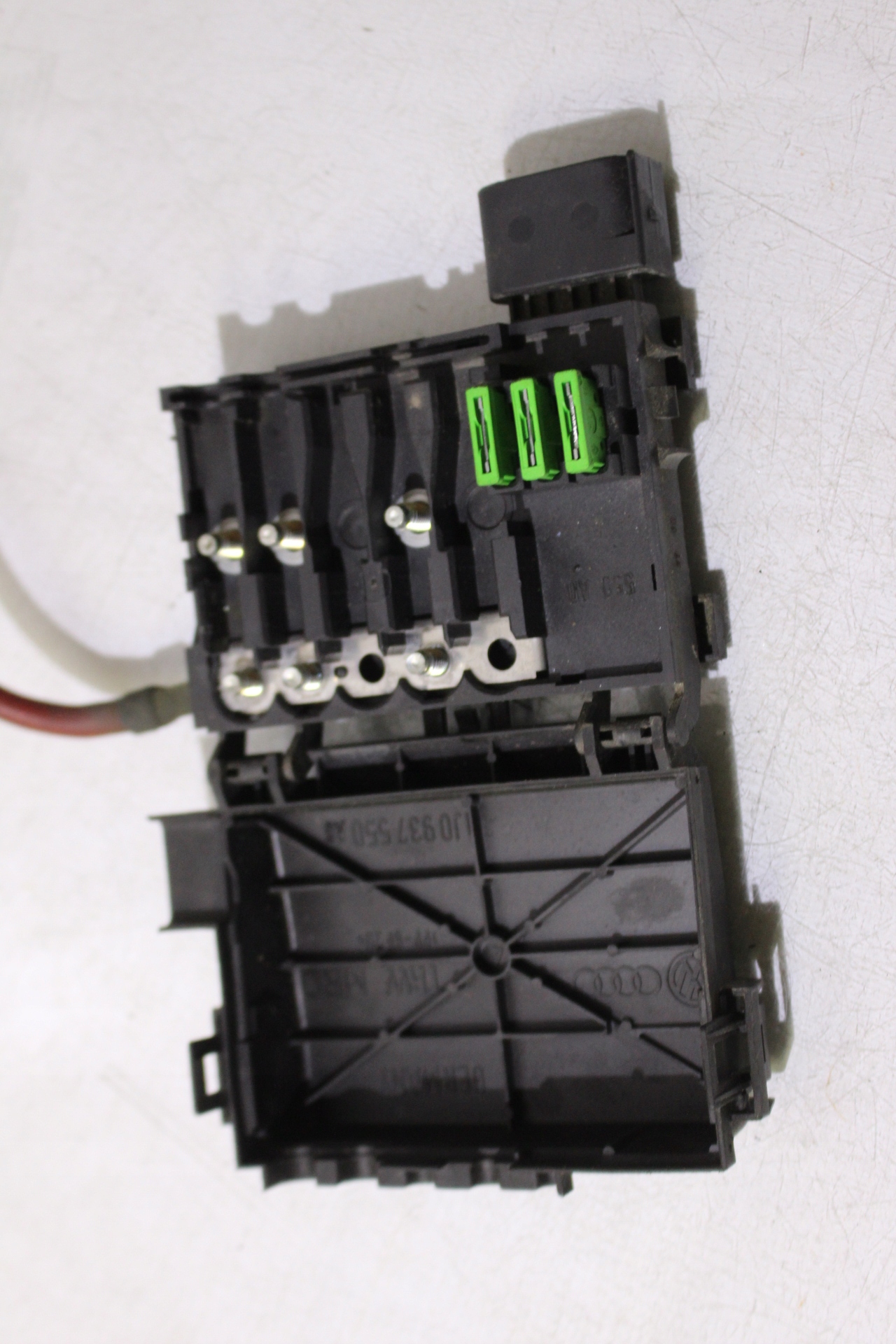 SKRZYNKA BEZPIECZNIKÓW VOLKSWAGEN GOLF IV 1.4 Typ samochodu Samochody osobowe