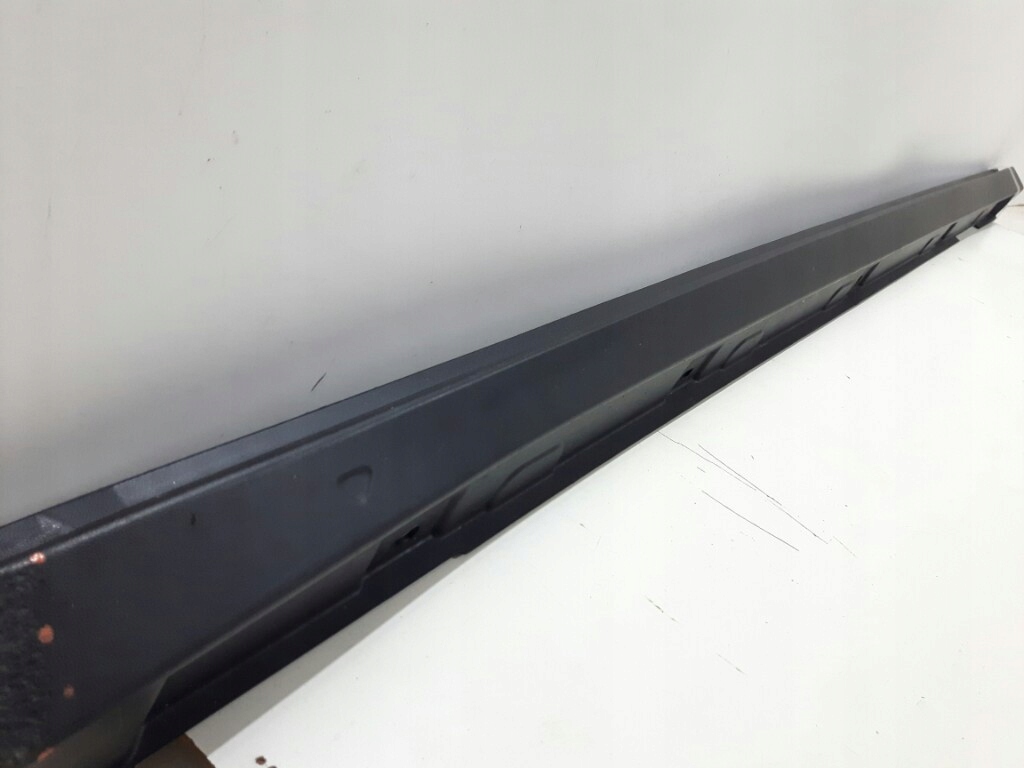 PRÓG LISTWA PROGU LEWA LH VW T-ROC 2GA853855 17- Typ samochodu Samochody osobowe