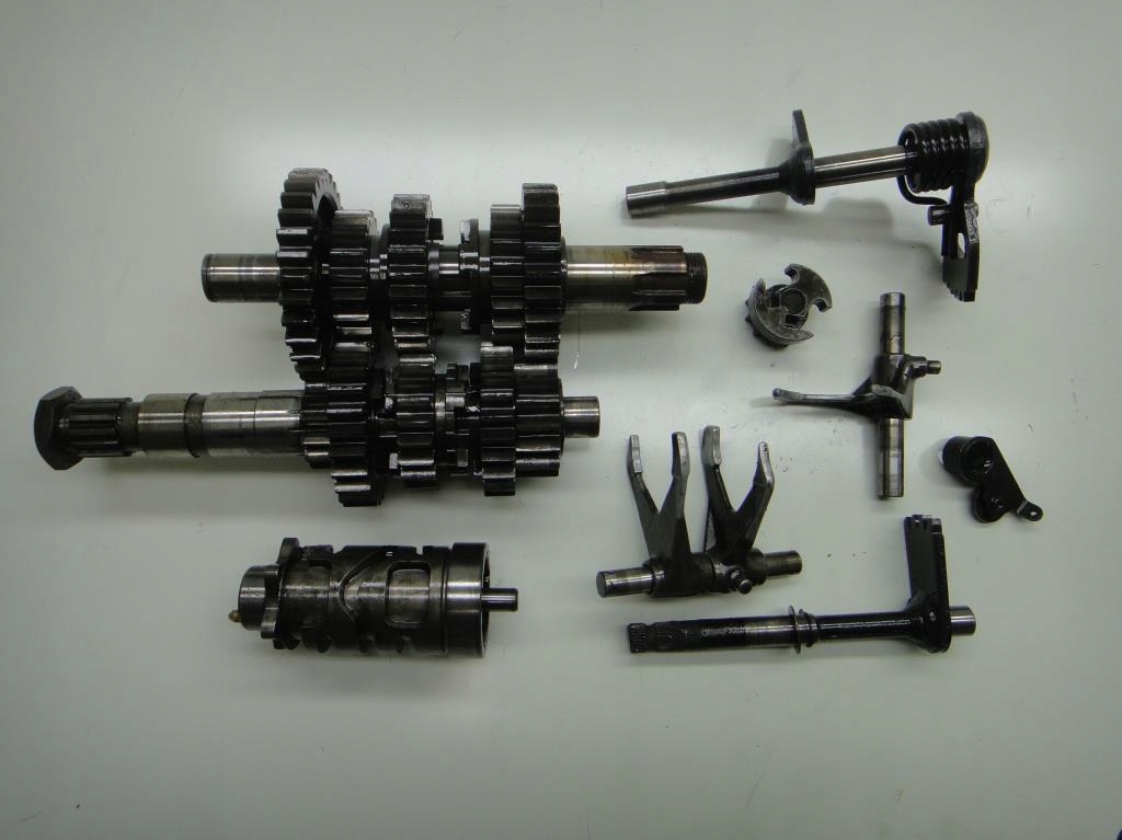 121SD520FGD20 - Коробка передач повна CAGIVA W12 350