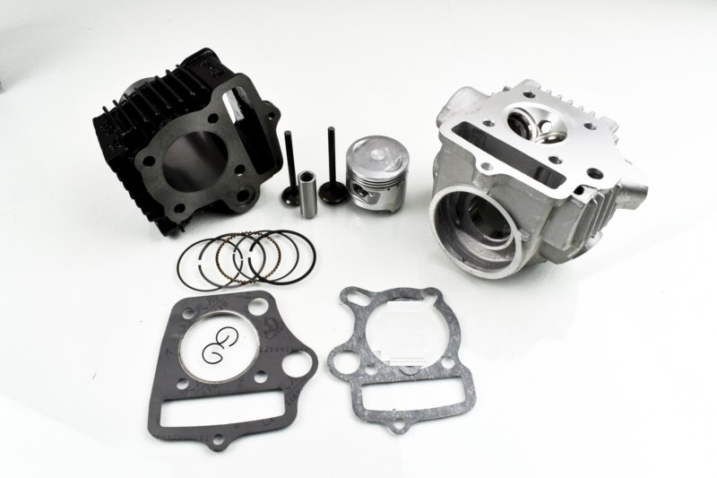 CYLINDER TLOK GLOWICA 4T 139FMB 70-72 MORETI Junak Producent Moretti