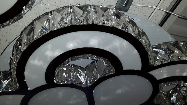 713 NOWOCZESNY ŻYRANDOL LAMPA SUFITOWA PLAFON LED Kod producenta 1