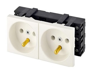 

Aks 2B gniazdo 2x2P+Z bez blokady białe 333528