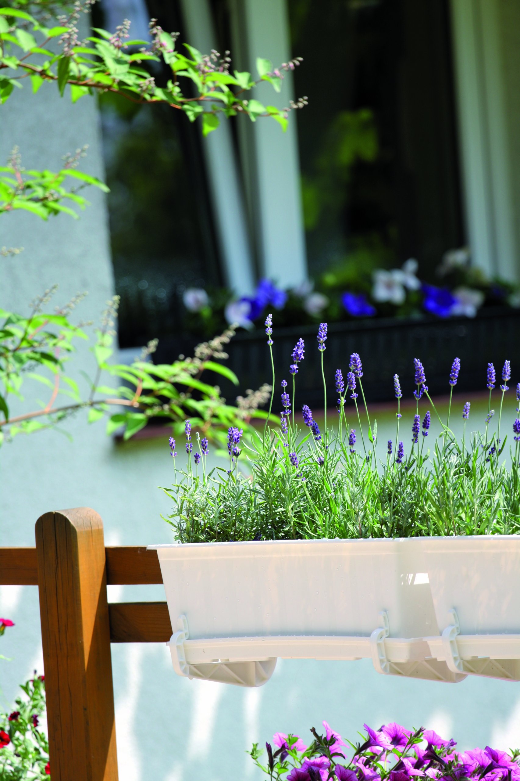 Uchwyt balkonowy HANGPLAST do doniczek Marka Prosperplast