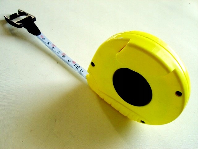 MIARA STALOWA ZWIJANA TAŚMA MIERNICZA METR 30M Rodzaj miara zwijana