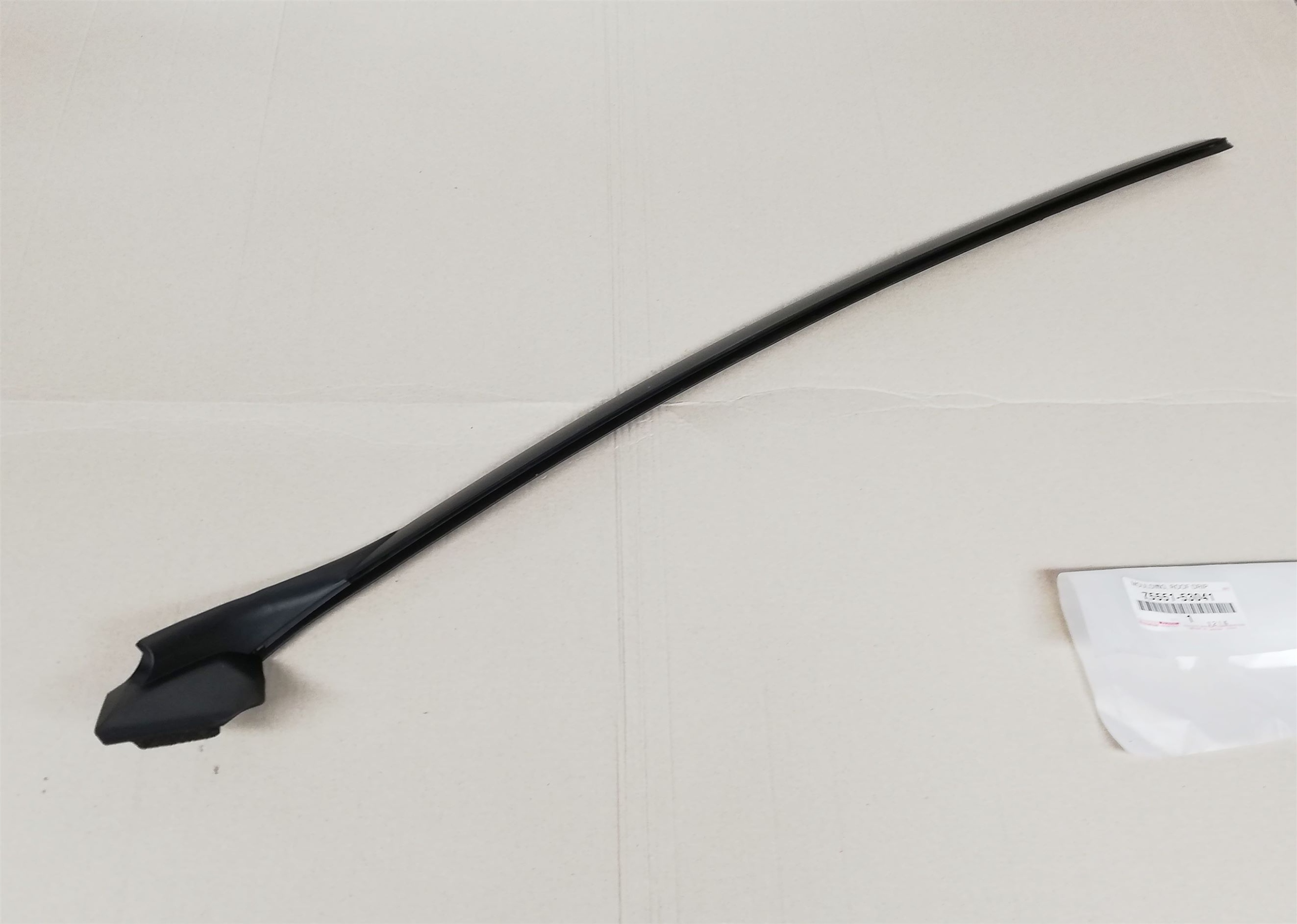 LEXUS IS 13 21 LISTWA SZYBA PODSZYBIE DACH PRAWA Color black