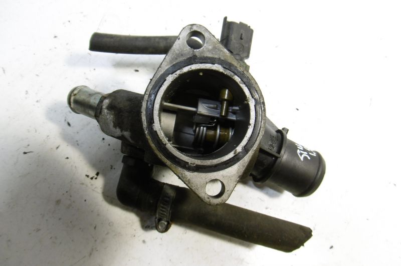 STILO OBUDOWA TERMOSTATU 1,8 16V 60653946 Producent części Fiat OE