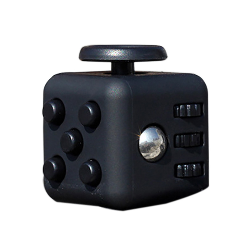 

Fidget Cube ANTYstres 2x2x2 Breloczek Zawieszka 02