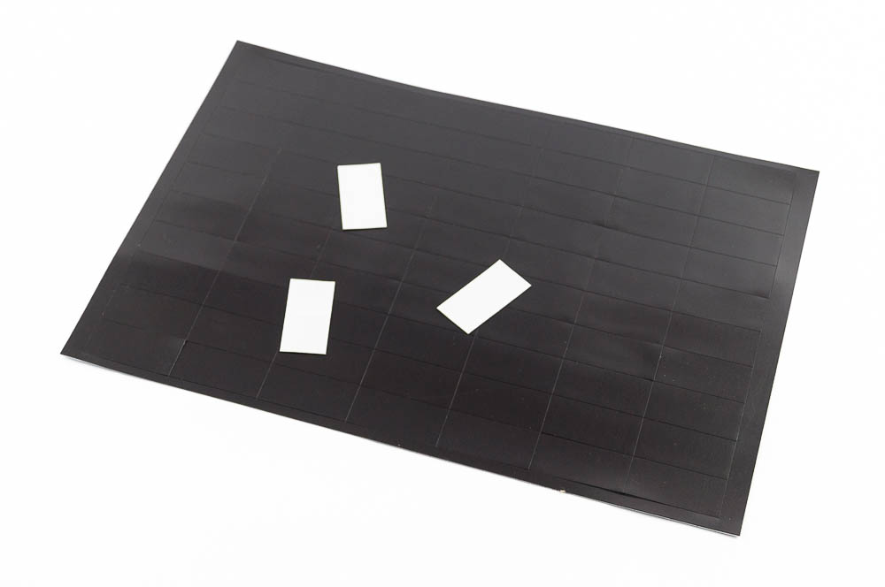 

Naklejki magnetyczne prostokąt 20mmx40mm 0,4 mm