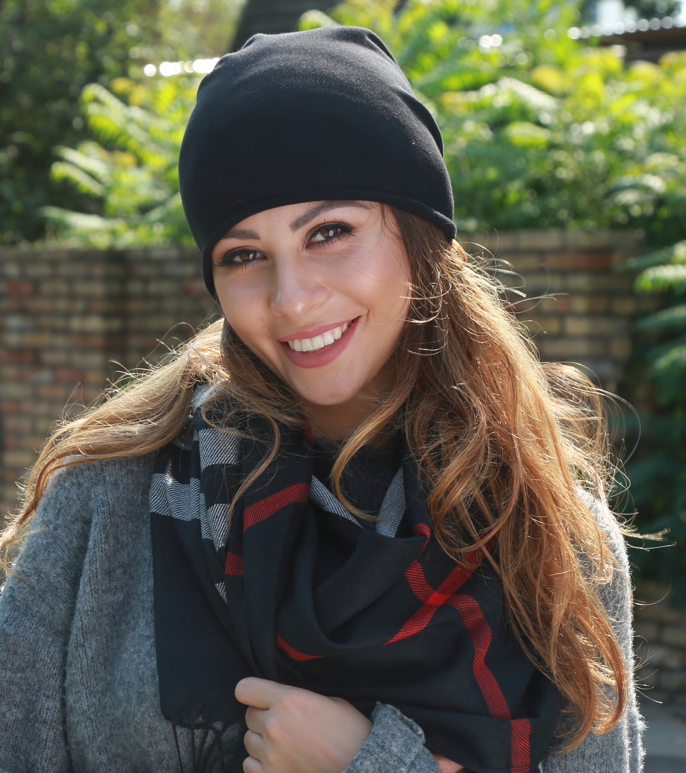 Modna cienka CZAPKA BEANIE Smerfetka Kolory Płeć kobieta