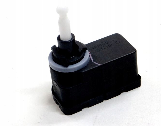 555610-9 - OPEL CORSA C 10 00-06 ДВИГУН ФАРА LAMPAOW