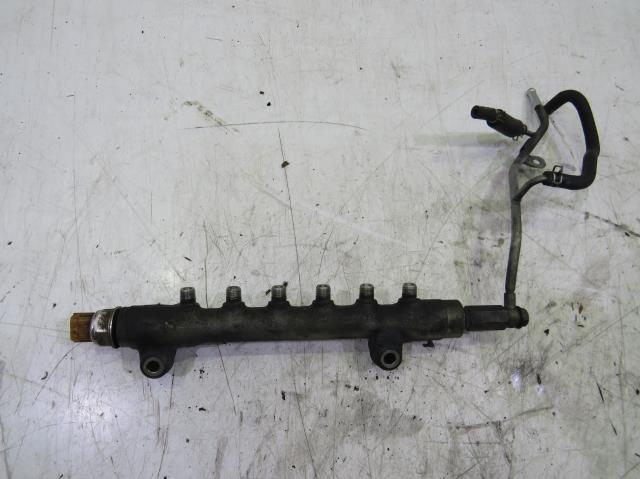 LISTWA WTRYSKOWA MITSUBISHI OUTLANDER II 2.2 DID