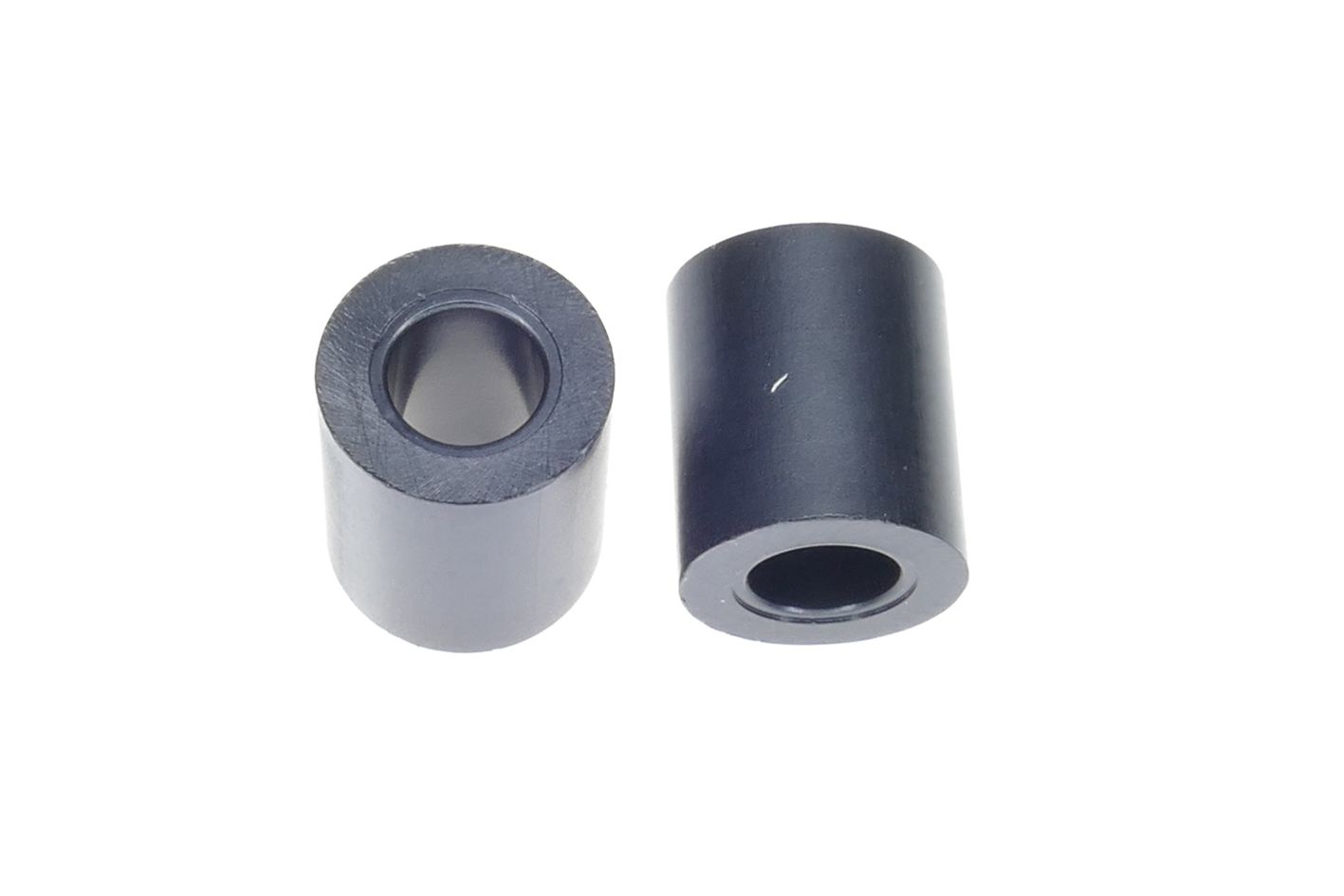 

Dystans Tulejka Dystansowa 12MM FI3.6x7MM 2 Sztuki