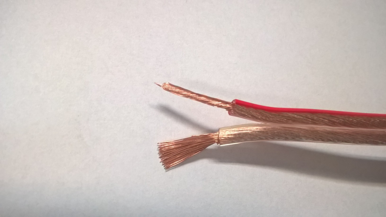 Kabel głośnikowy Cca 4. 0mm Cabletech