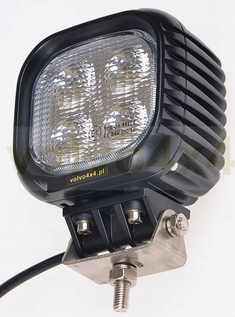 KML-103FL - Рабочая лампа 40W LED 4X 10W CREE комбайн трактор