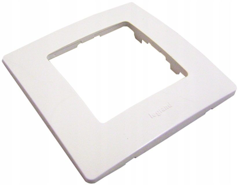 

Legrand Niloe Ramka pojedyncza biała 665001