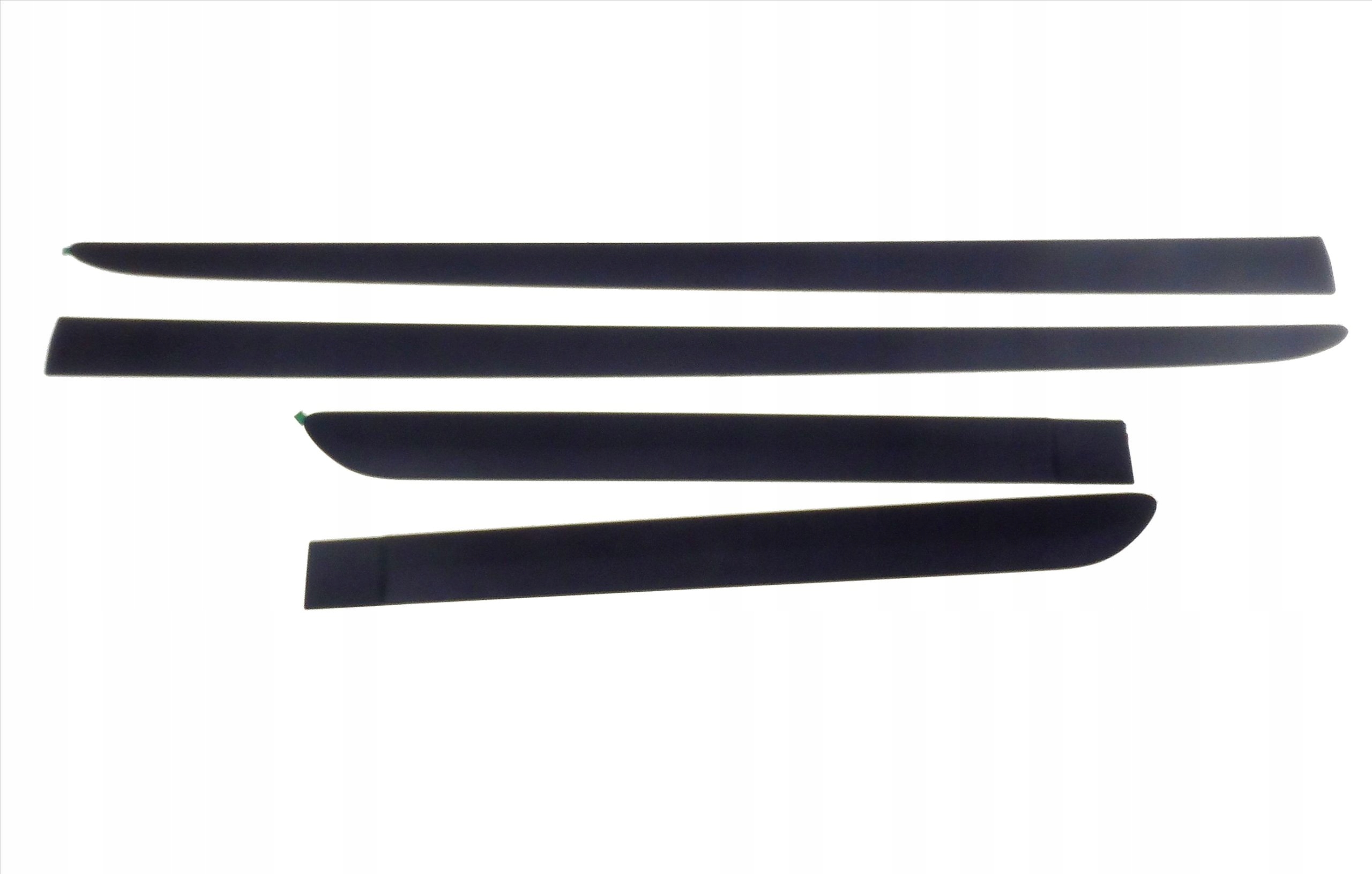 APZ415-E2850-00 - AURIS и E15 06-12 планка двери комплект планка