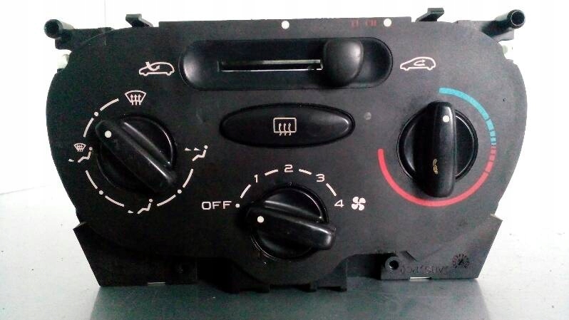 Panel nawiewu Peugeot 206 10689-01
