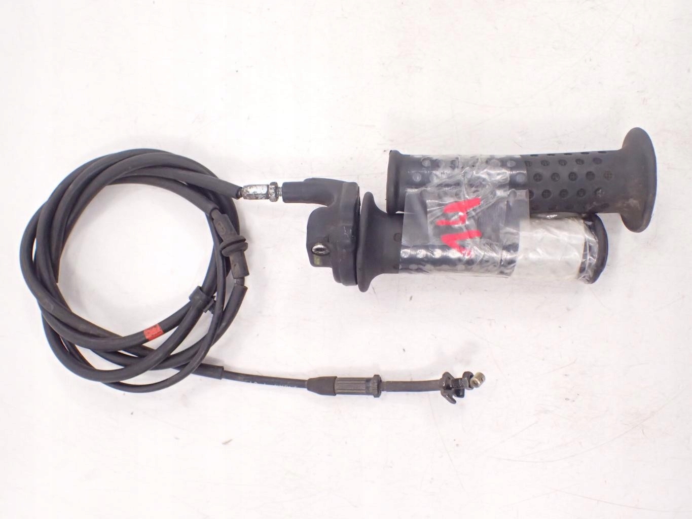 Linka gazu manetki rolgaz Piaggio MP3 125 250