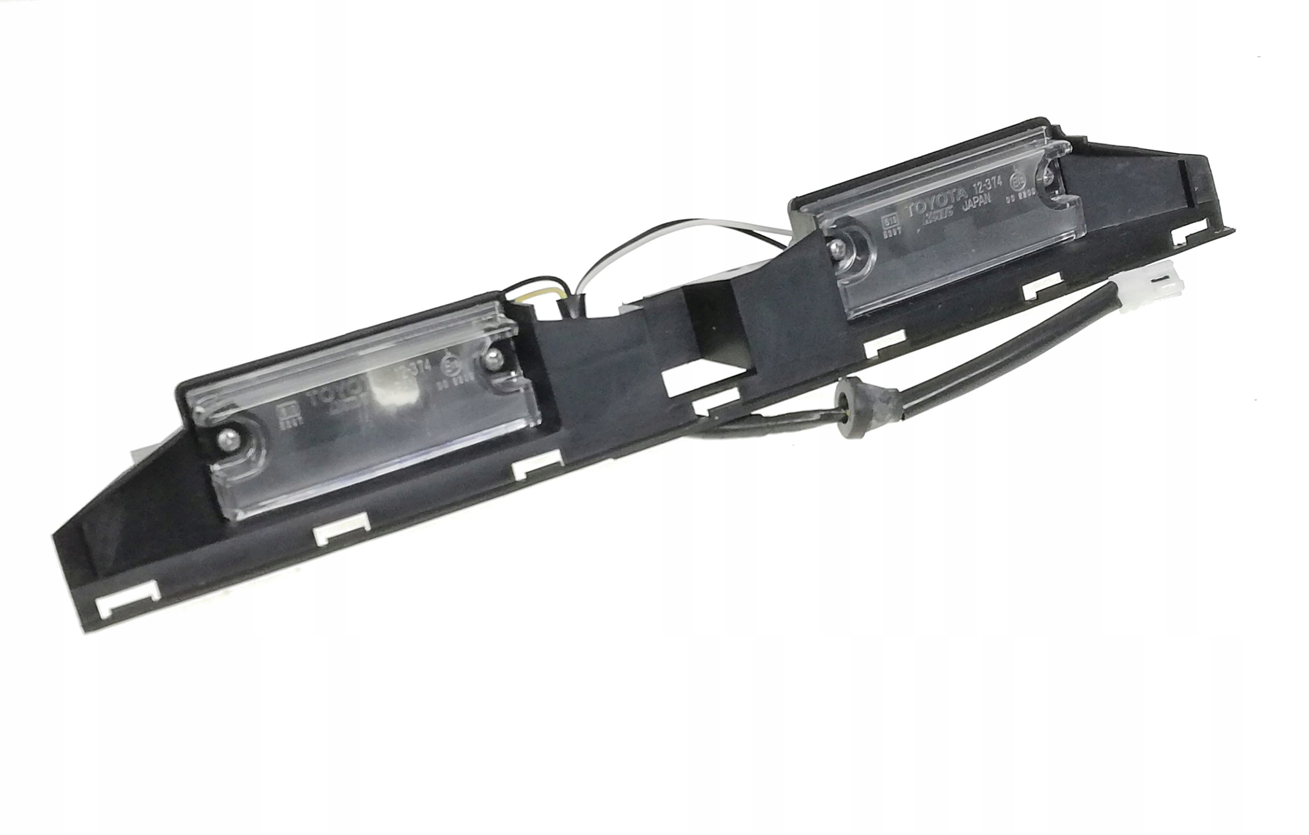 A81270-12450 - COROLLA E10 92-95 крышка багажника