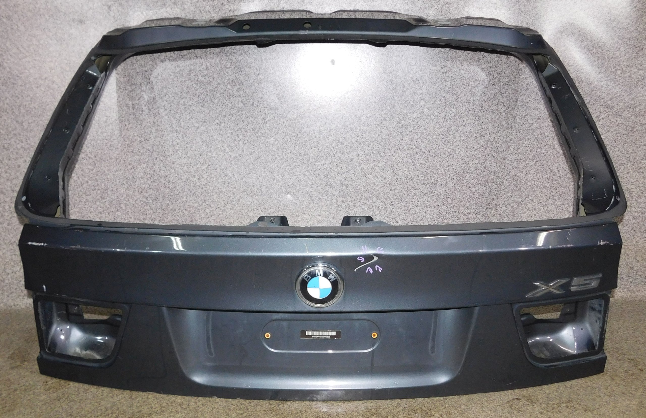 BMW X5 E70 крышка задняя зад.