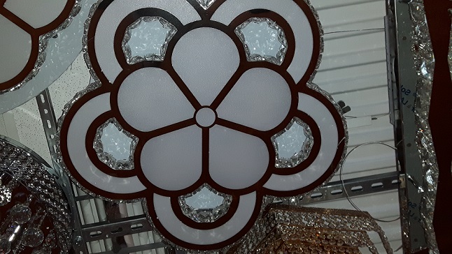 713 NOWOCZESNY ŻYRANDOL LAMPA SUFITOWA PLAFON LED Marka inna