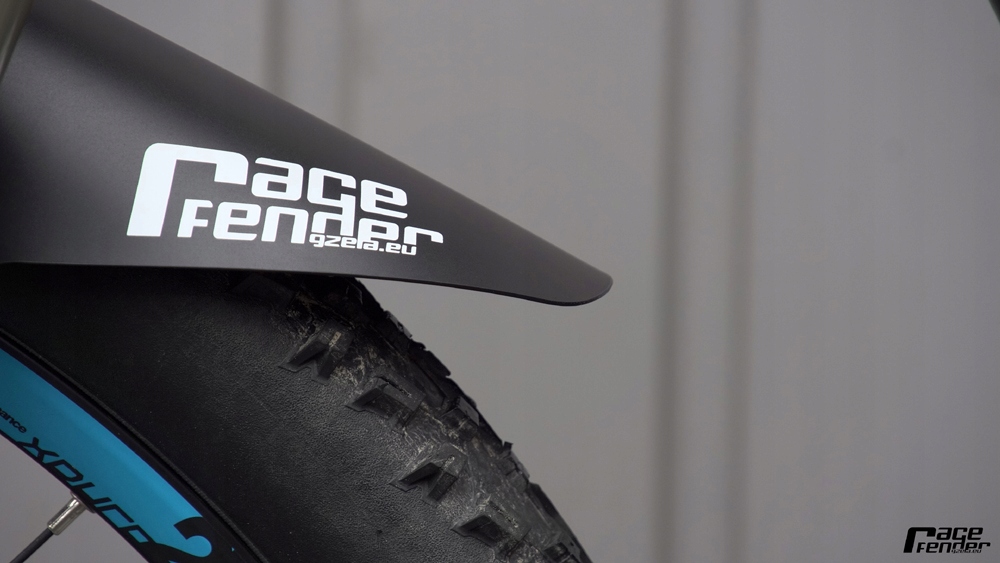 Błotnik RACE FENDER Classic Rzep - Czarny/Biały Marka RaceFender